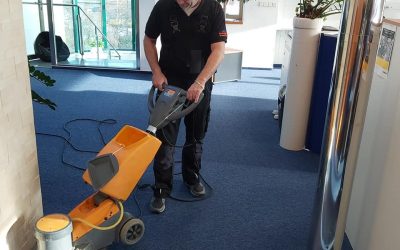 Mobilní čištění koberců: Když chcete mít doma čisto bez námahy
